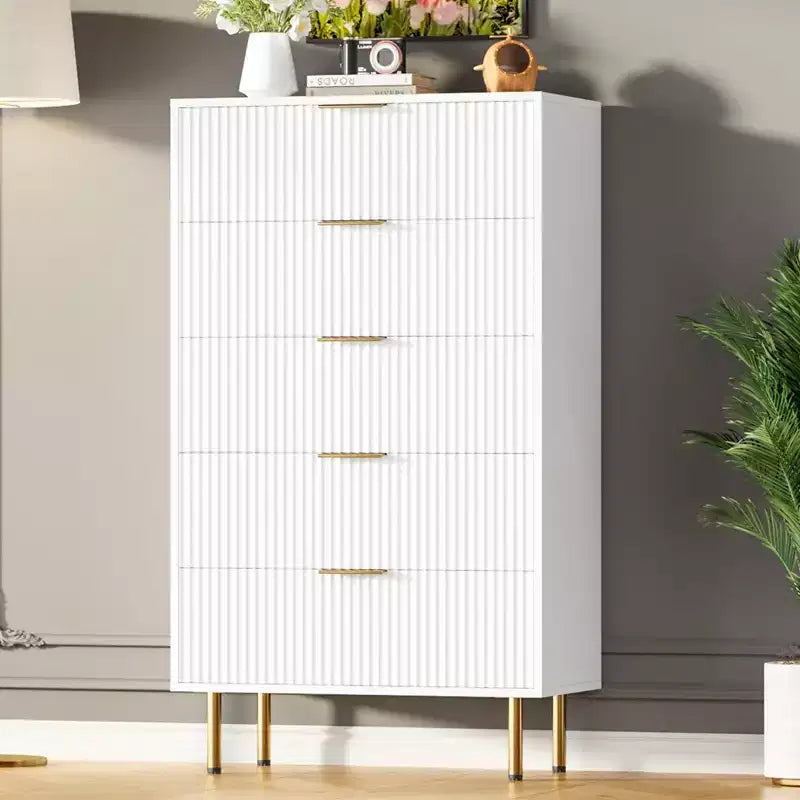 Commode 5 tiroirs blanche / effet marbre et bois – Panneau cannelé, pour 1 personne