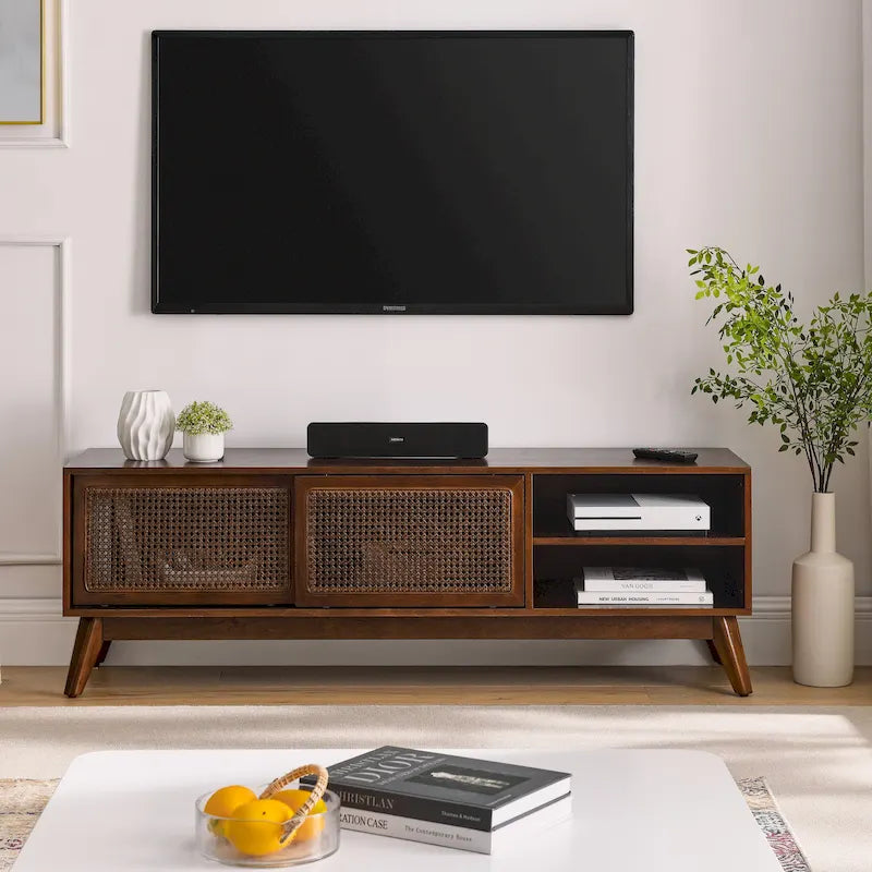 Meuble TV de 150 cm avec étagères ouvertes et portes en rotin pour téléviseurs de 65 pouces