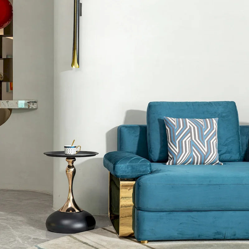 petite table d'appoint ronde pour petit espace
