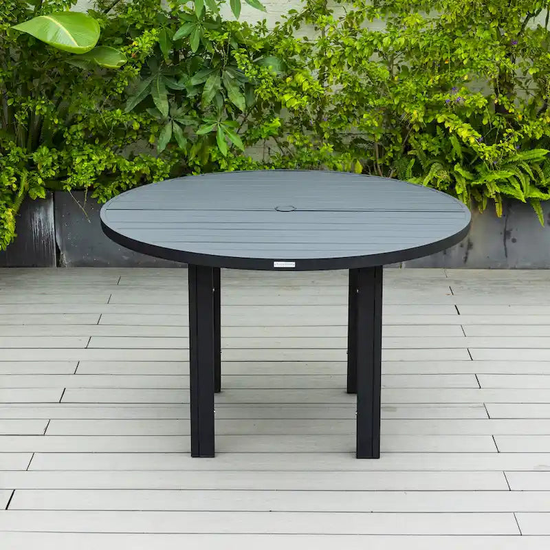Table à manger ronde avec plateau en aluminium thermolaqué au design à lattes et trou pour parasol pour les réunions de famille et les fêtes