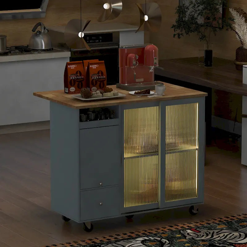 Desserte de cuisine îlot avec éclairage LED, bar de petit-déjeuner à abattants sur roulettes, meuble bar avec 2 tiroirs, 2 portes vitrées et 1 placard basculant