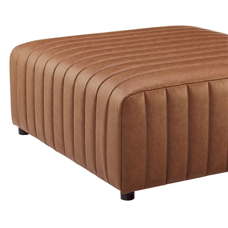 Table basse/ottomane carrée en similicuir Harland