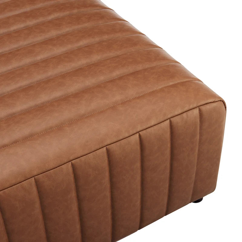 Table basse/ottomane carrée en similicuir Harland