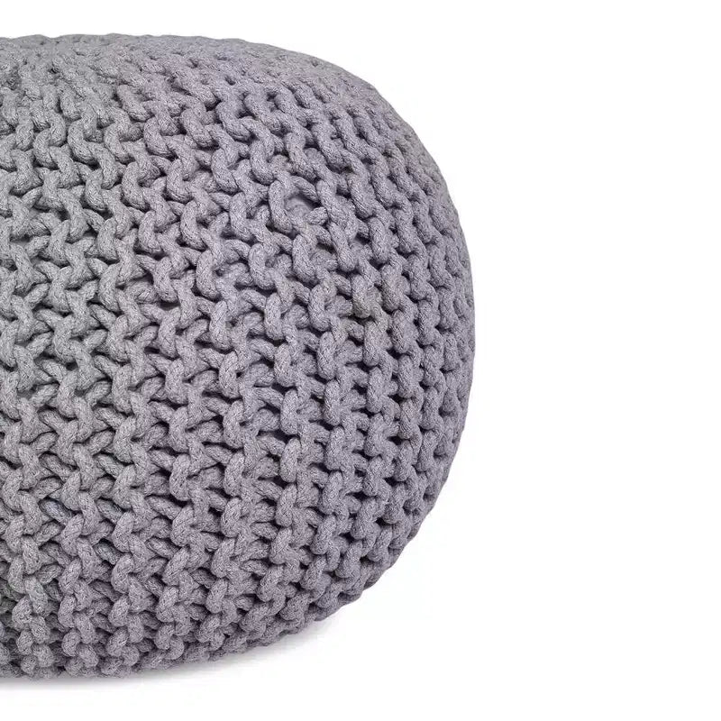 Pouf tricoté rond gris clair, 1 personne