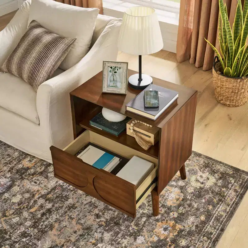 Table d'appoint cannelée marron avec tiroir et étagère ouverte, pour 1 personne