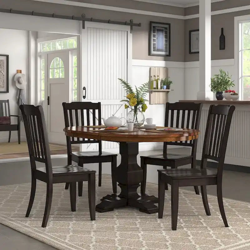 Ensemble salle à manger 5 pièces en bois de style classique iNSPIRE Q, avec table ovale extensible Eleanor Black et chaises à dossier à barreaux