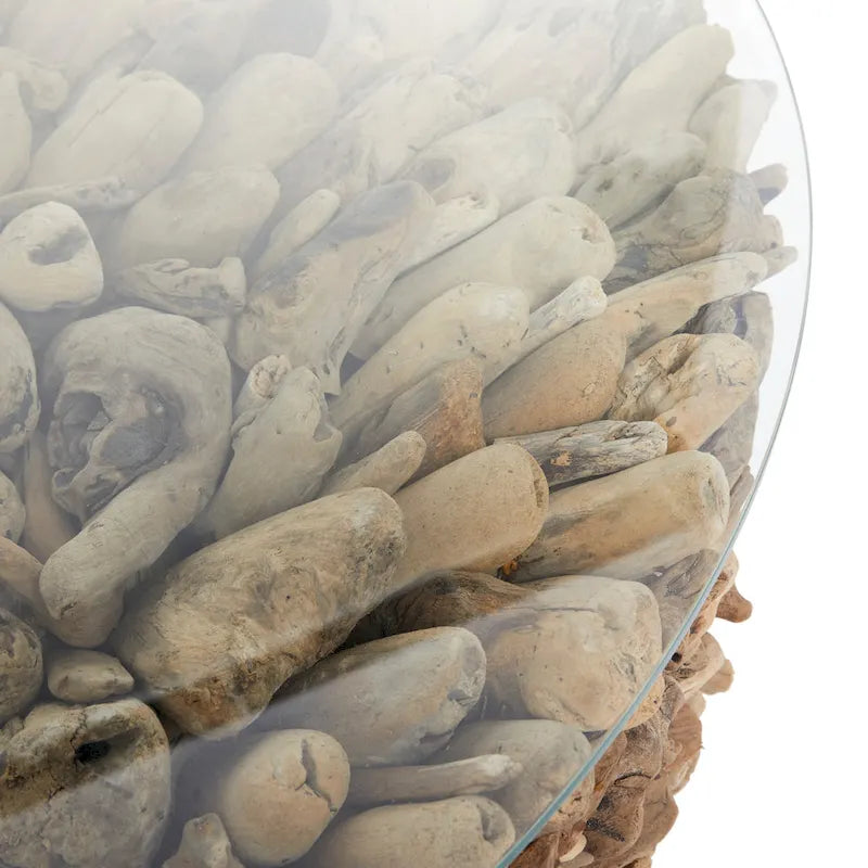 Drewniany stolik kawowy z ręcznie wykonanym kolażem z drewna dryfującego i podstawą na cokole z blatem ze szkła hartowanego – brązowy – Roche River Decor