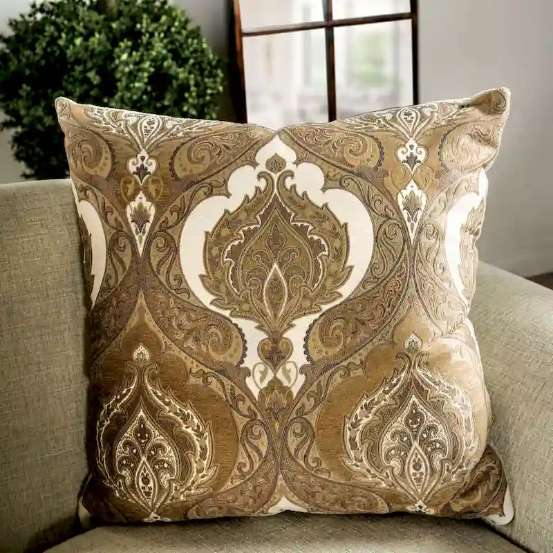 Canapé traditionnel Brondon en chenille crème avec accoudoirs roulés, par Furniture of America