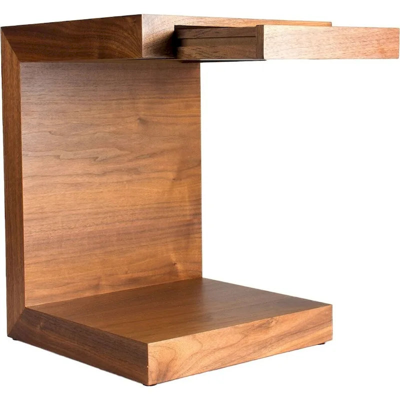 Table d'appoint en bois en forme de C Carson Aurelle Home