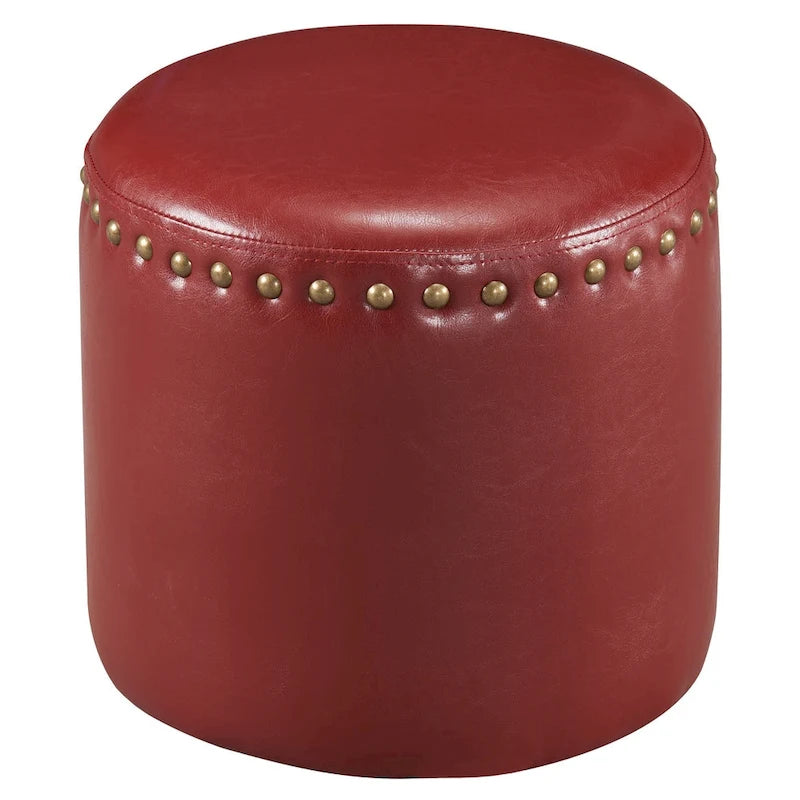 Le pouf rond en similicuir Barbossa de Curated Nomad