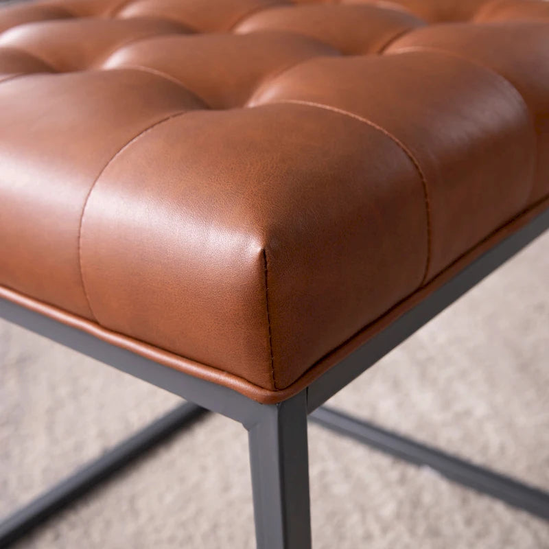 SEI Furniture Healy Mini otoman w kolorze siodłowym brązie
