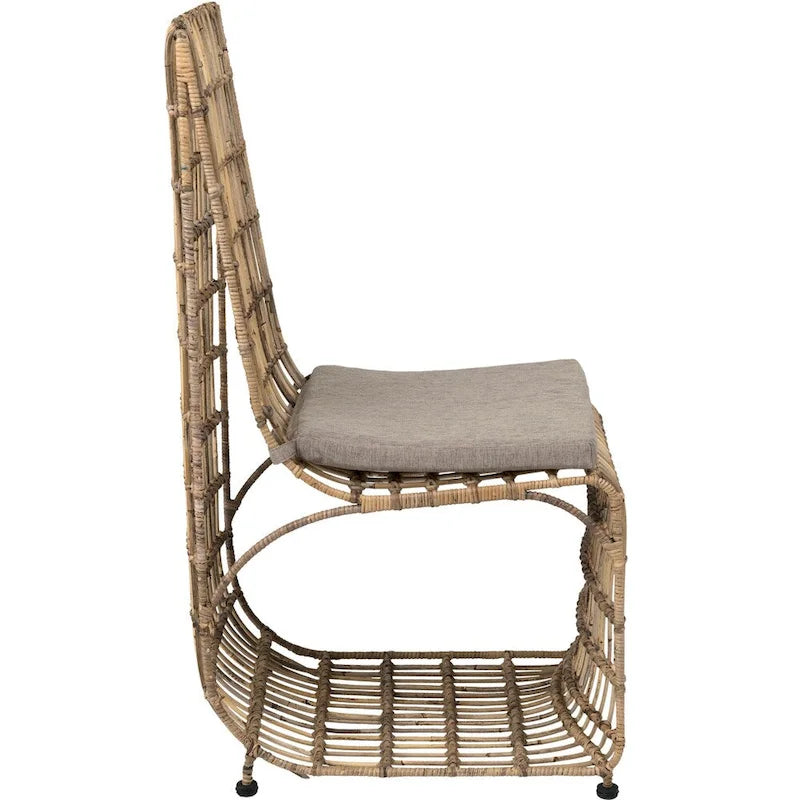 Krzesło do jadalni owinięte rattanem z żelazną ramą East at Main