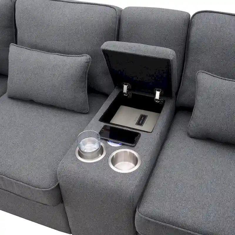 Nowoczesna Sofa Tapicerowana Tkaniną Lnopodobną z Konsolą, 4 Poduszkami, Uchwytami na Kubki, USB