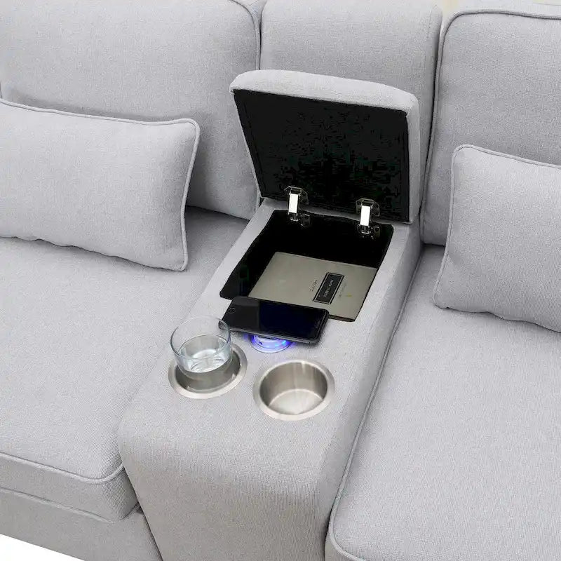 Nowoczesna Sofa Tapicerowana Tkaniną Lnopodobną z Konsolą, 4 Poduszkami, Uchwytami na Kubki, USB