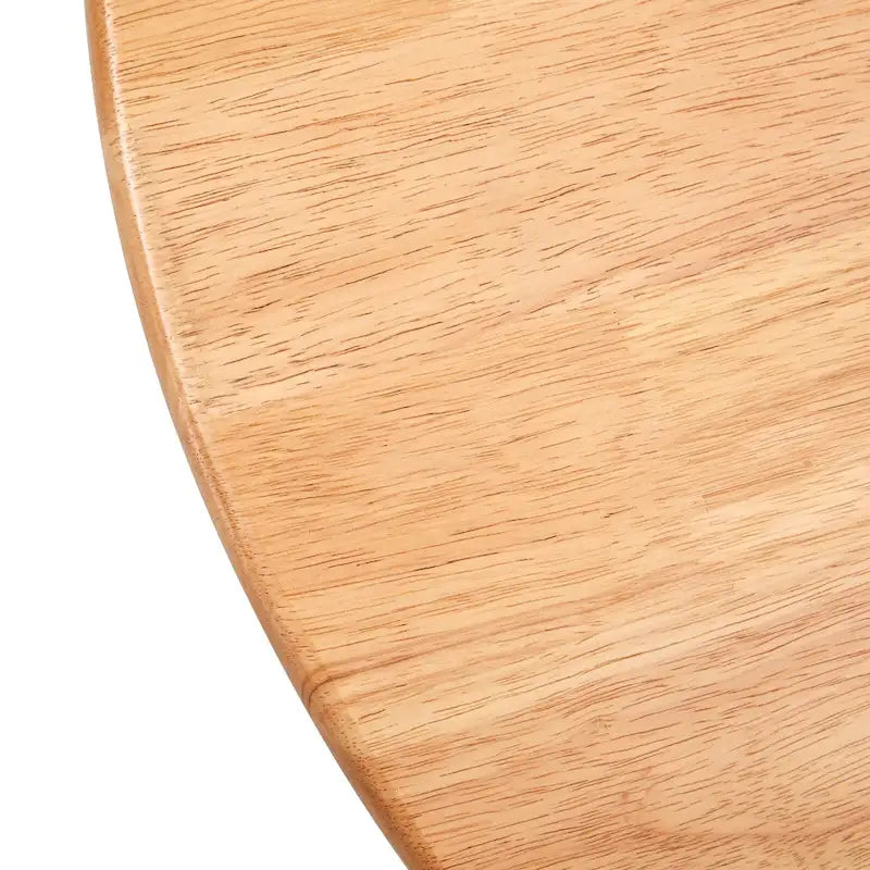 drewniany stolik kawowy z elementami imitującymi rattan