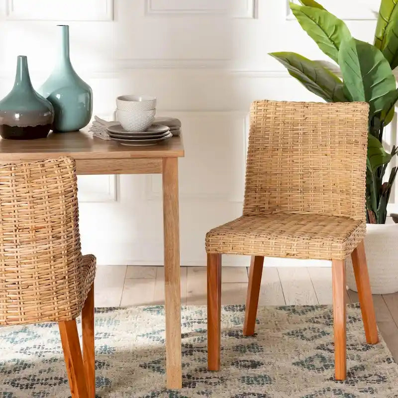 Chaise de salle à manger bali & pari Rowen en rotin Kubu miel clair de style bohème et bois d'acajou