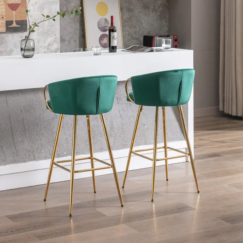 Lot de 2 tabourets de bar de 66 cm avec repose-pieds et base chromés, pieds dorés et revêtement velours, gris