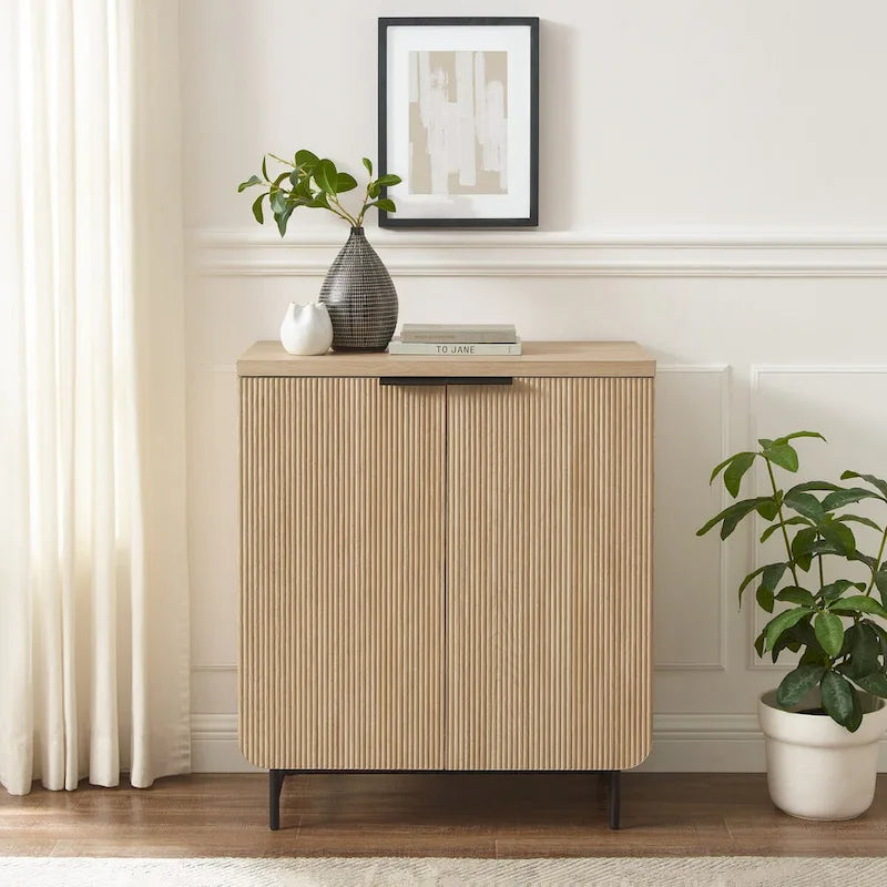 Console de rangement moderne style scandinave avec portes cannelées pour salon, chambre et bureau - Chêne côtier