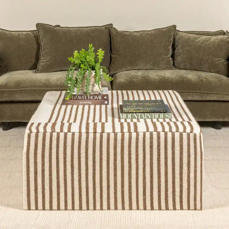 Table basse ottomane rembourrée en Kilim de laine