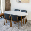 Kailea 5-częściowy owalny stół jadalniany w stylu mid-century modern z 4 krzesłami do jadalni z wegańskiej skóry w kolorze czarnym
