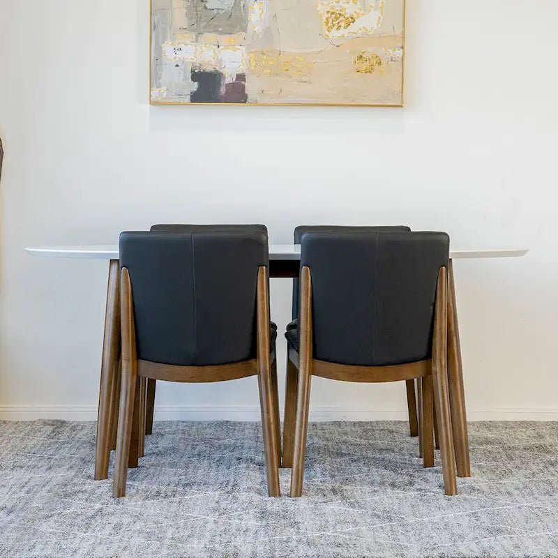 Kailea 5-częściowy owalny stół jadalniany w stylu mid-century modern z 4 krzesłami do jadalni z wegańskiej skóry w kolorze czarnym