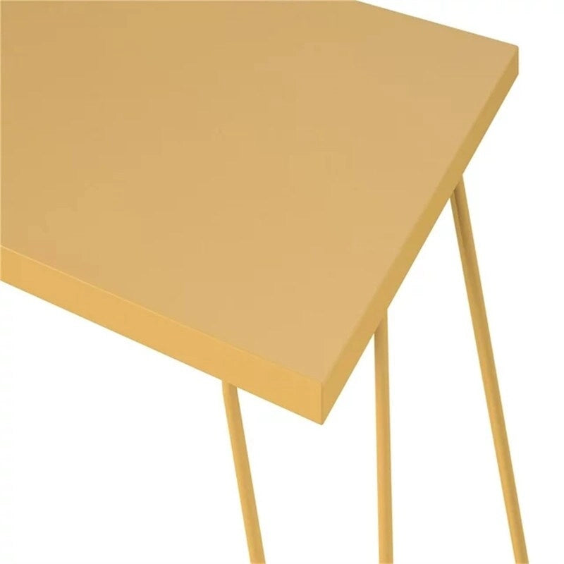 Bureau d'ordinateur rétro Tamarack