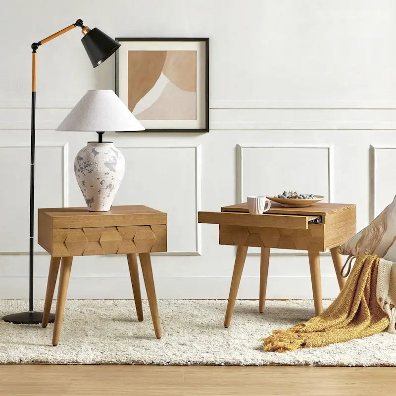 Table d'appoint moderne du milieu du siècle Julian avec station de charge (lot de 2) par HULALA HOME