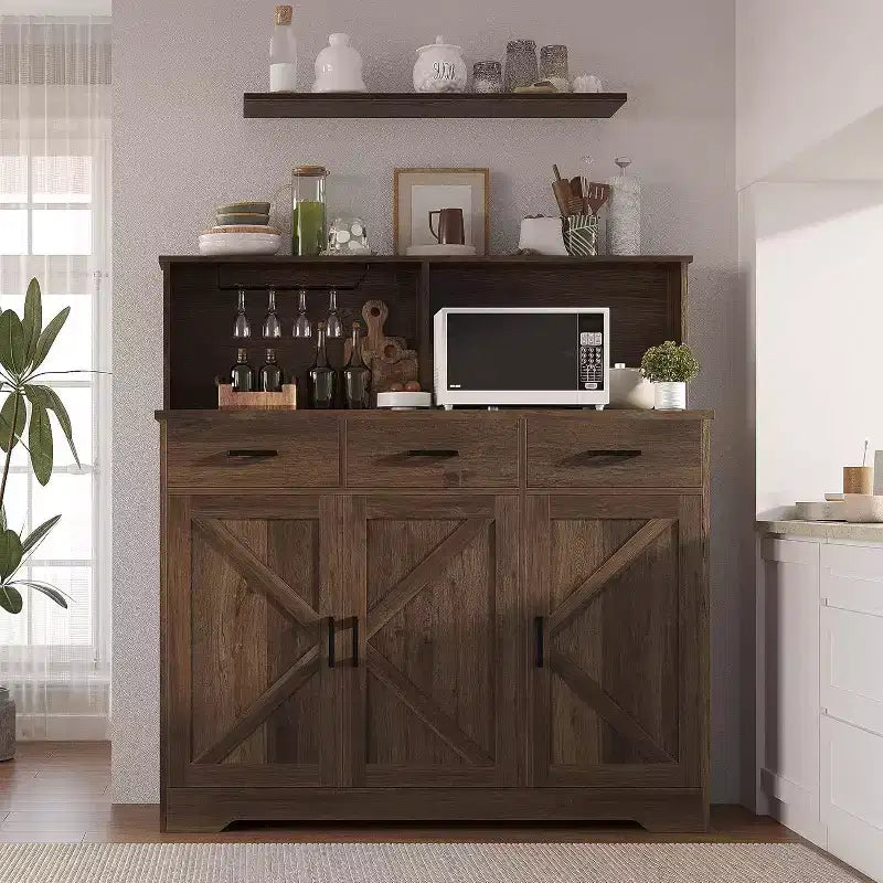 Buffet de style campagnard en bois marron/blanc et marron foncé avec 3 tiroirs et 3 portes – Simple